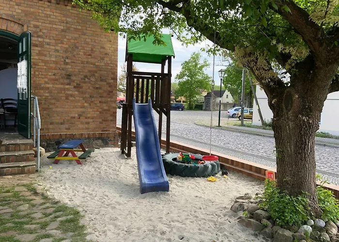 Alte Schule Cafe Und 3* Drehna