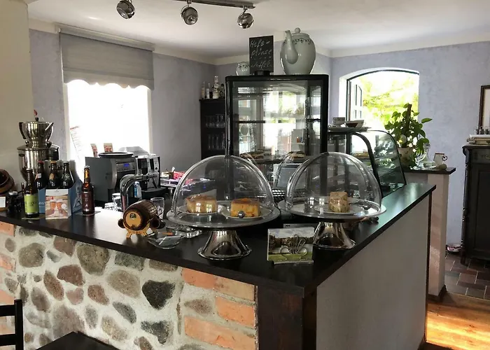 Alte Schule Cafe Und Konukevi Drehna